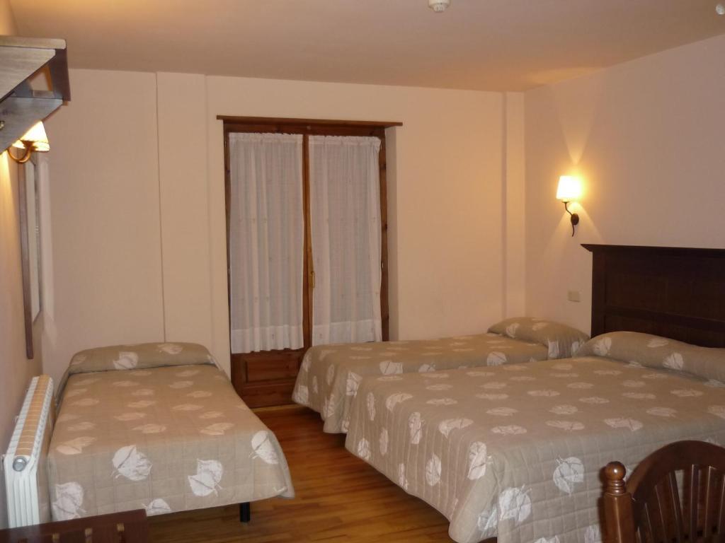 Hotel Rantiner Estación Rum bild