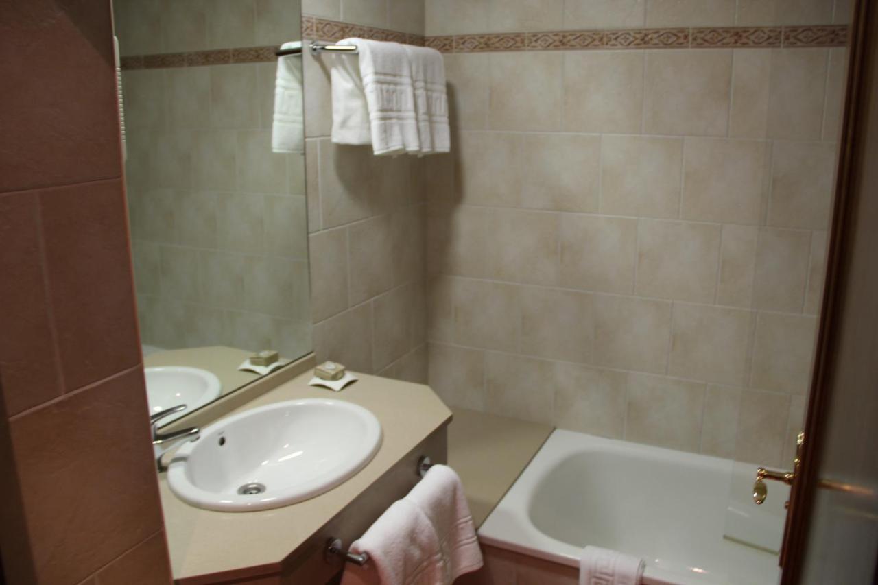 Hotel Rantiner Estación Rum bild